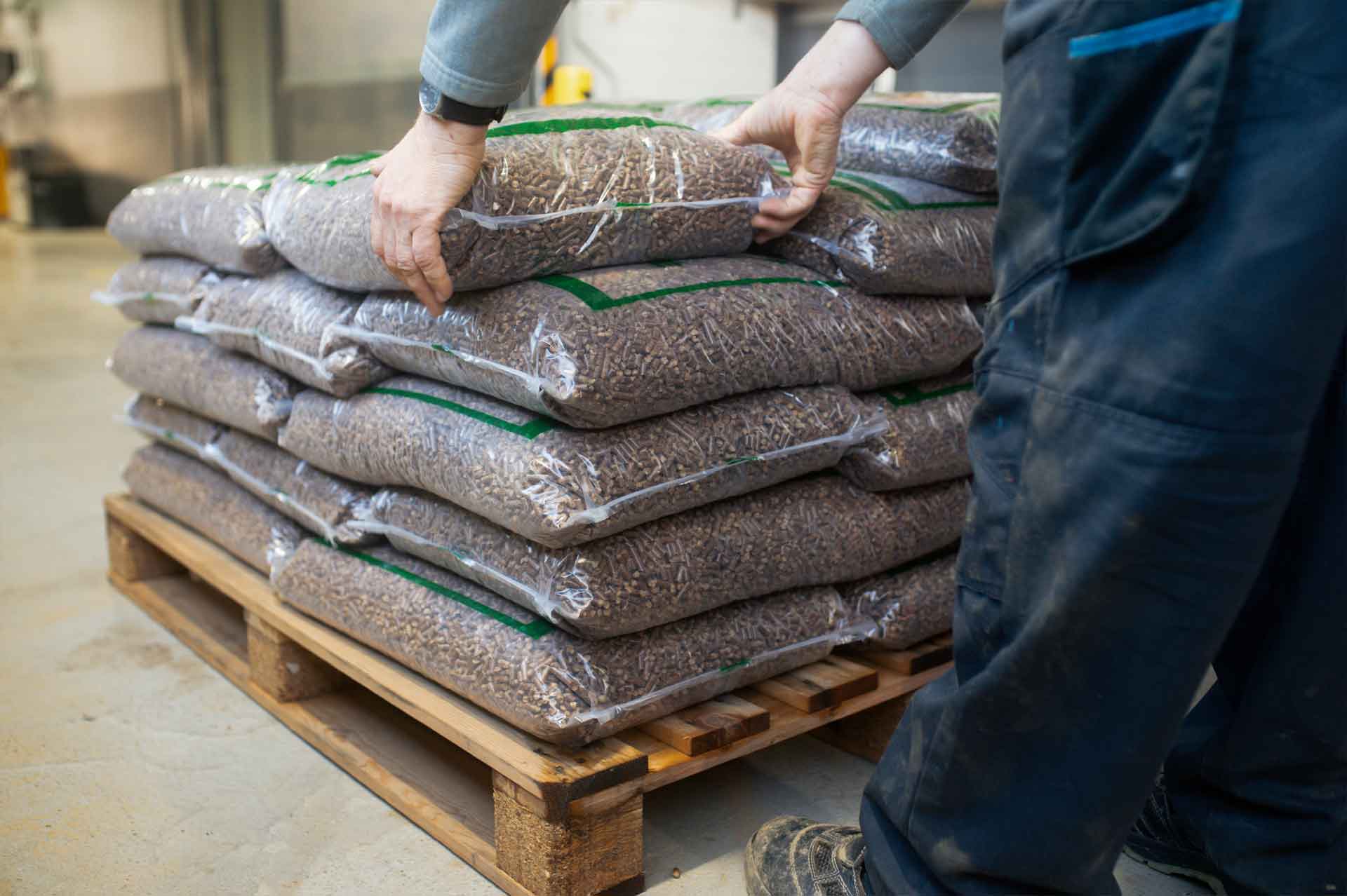 bags with wood pellets pellet fuels manufactured 2024 10 18 08 49 11 utc