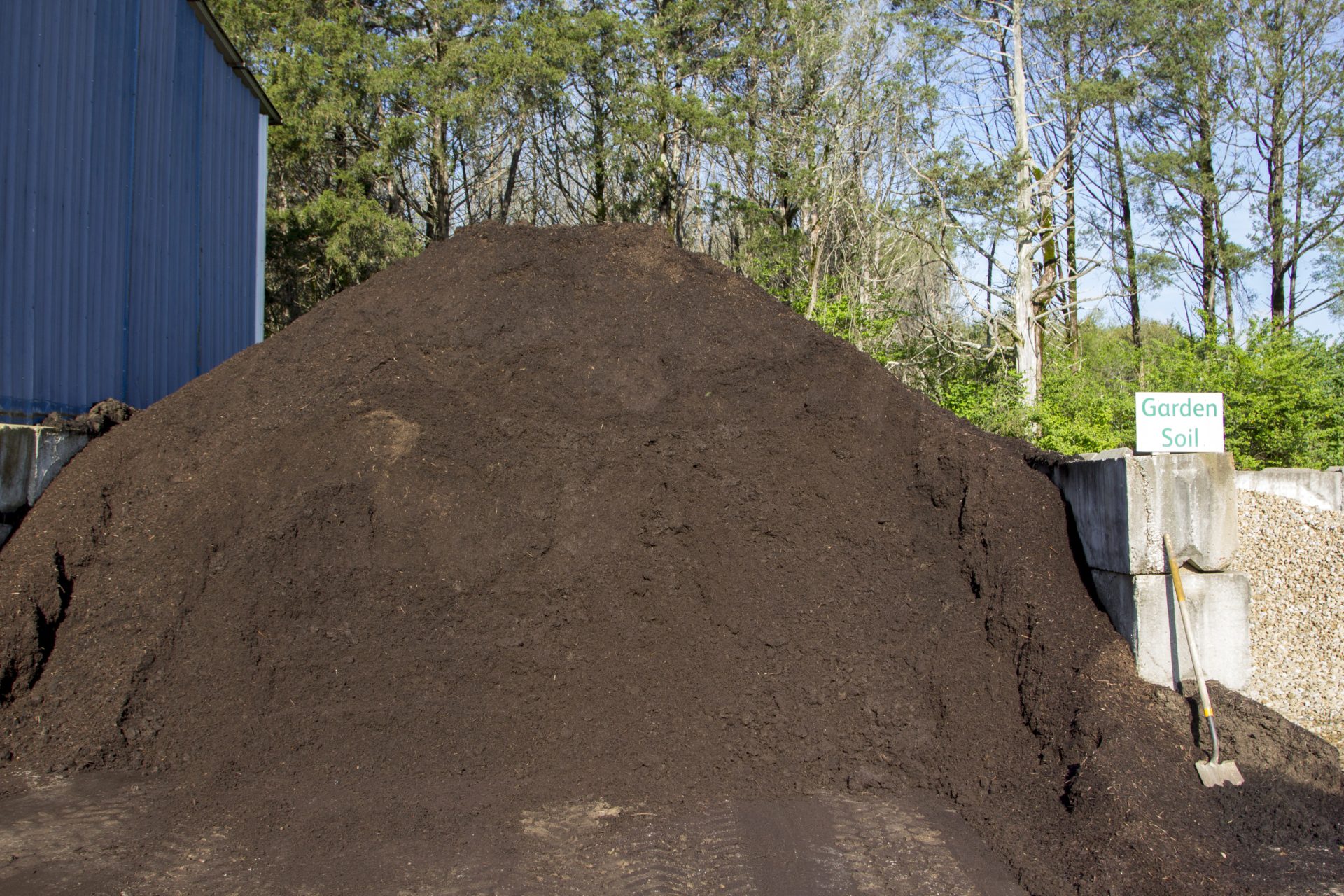 Lawn and Garden Soil 2